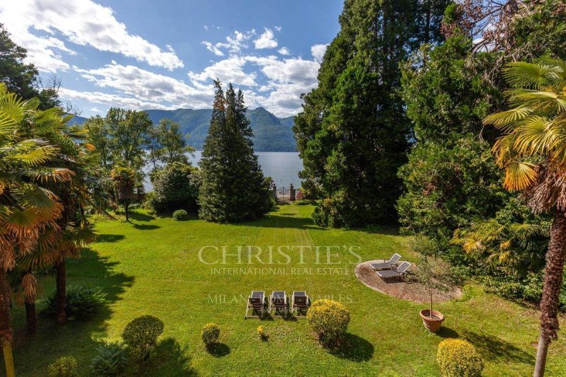 杰尔米尼亚加别墅