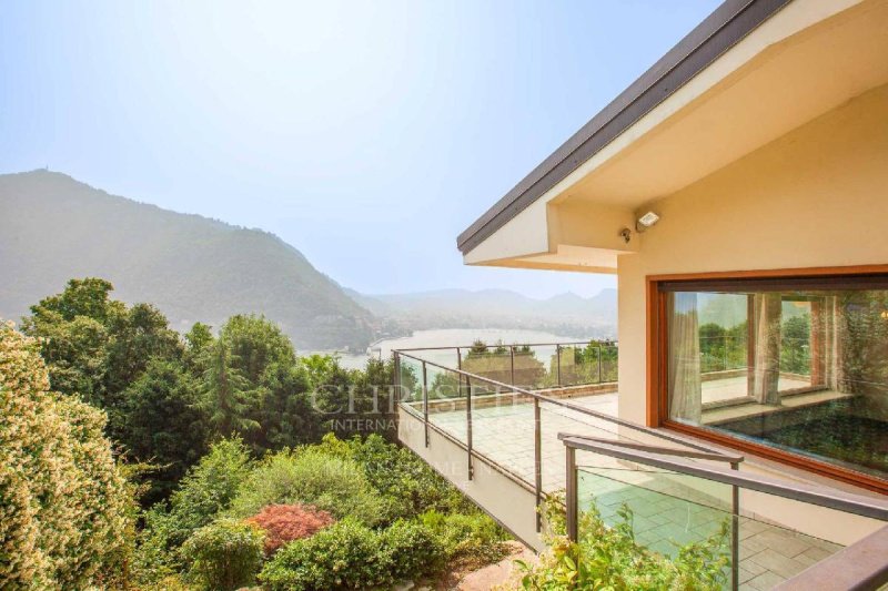 Вилла в Комо