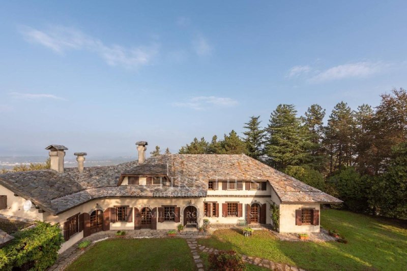 Villa in Bodio Lomnago