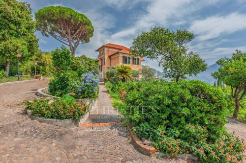 Вилла в Камольи