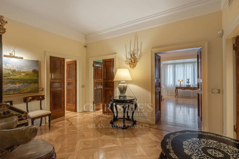 Apartamento em Milão