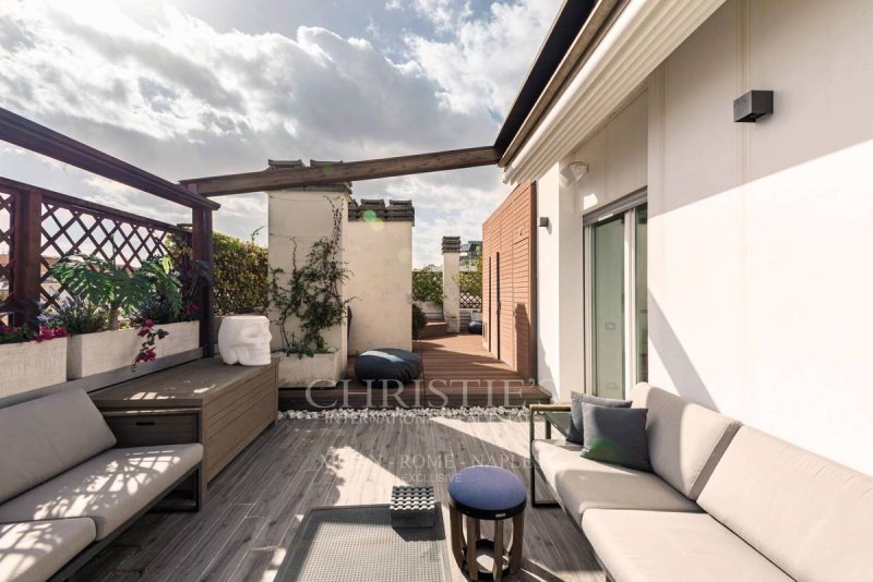 Чердак в Rome