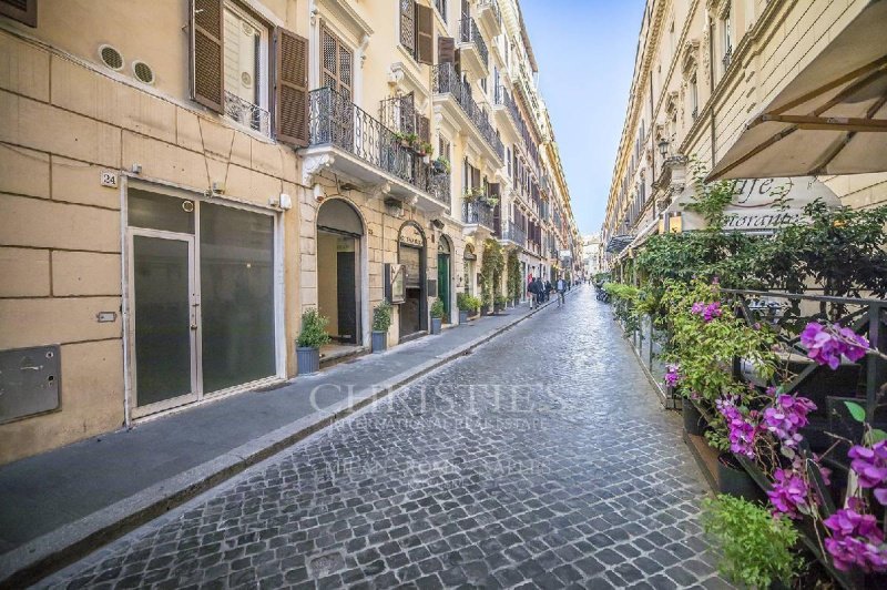 Zakelijk onroerend goed in Roma