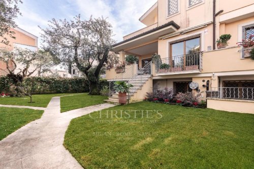 菲乌米奇诺别墅