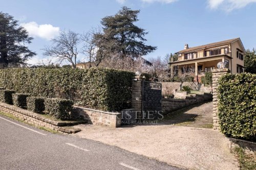 Villa in Sutri