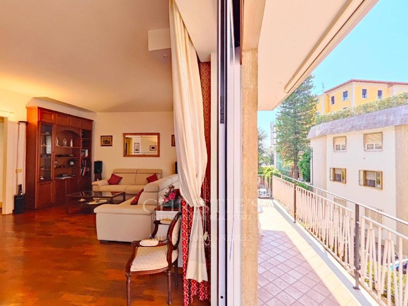 Apartamento em Nápoles