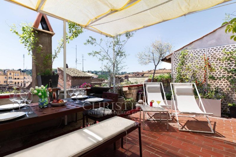 Zolderkamer in Roma
