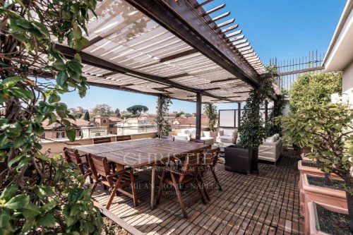 Penthouse in Rome