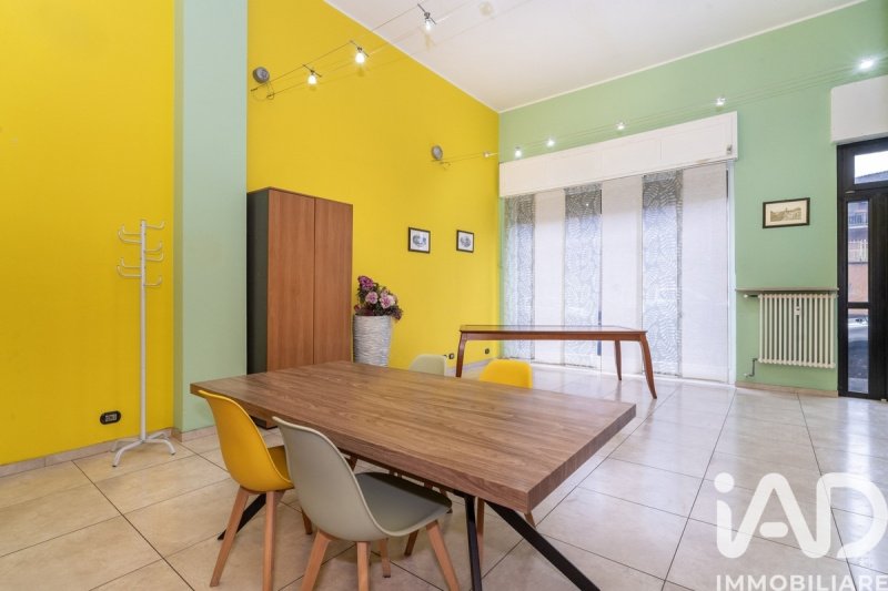 Inmueble comercial en Turín