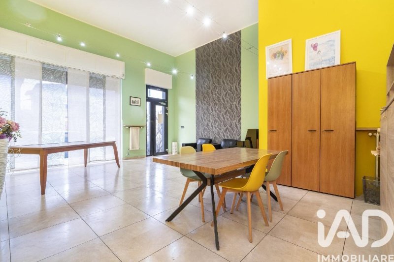 Inmueble comercial en Turín