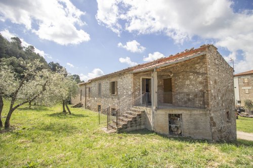 Maison de campagne à Montebuono