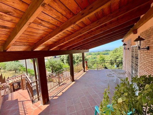 Detached house in Calvi dell'Umbria