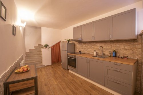 马利亚诺萨比纳公寓