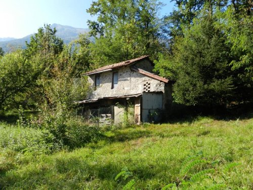 Отдельно стоящий дом в Казале-Корте-Черро