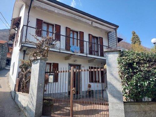 Villa in Casale Corte Cerro