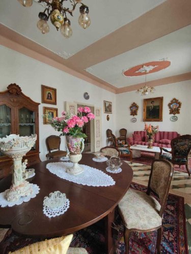 卢尼贾纳自由镇半独立房屋