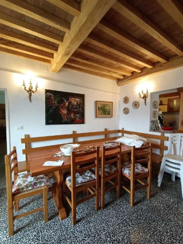 Doppelhaushälfte in Fivizzano