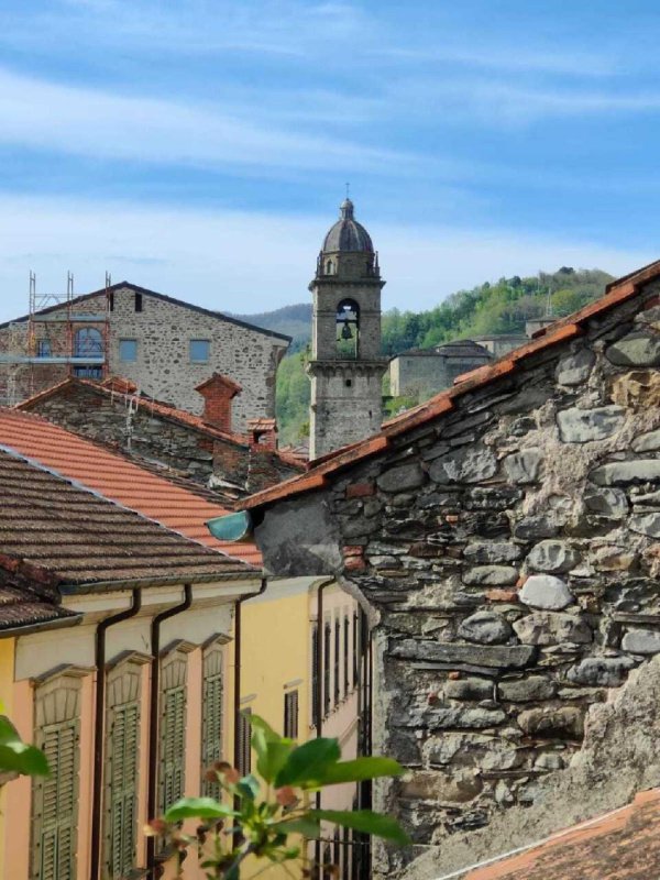 Doppelhaushälfte in Pontremoli