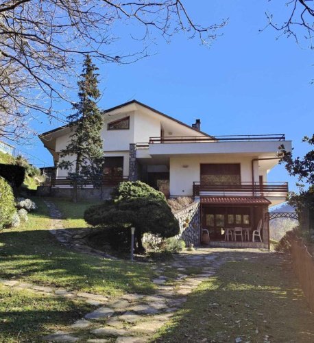 Villa a Podenzana