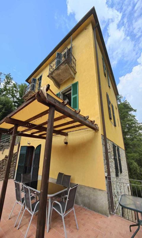 Klein huisje op het platteland in Licciana Nardi