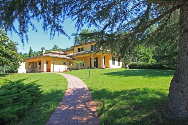 Villa i Bagnone