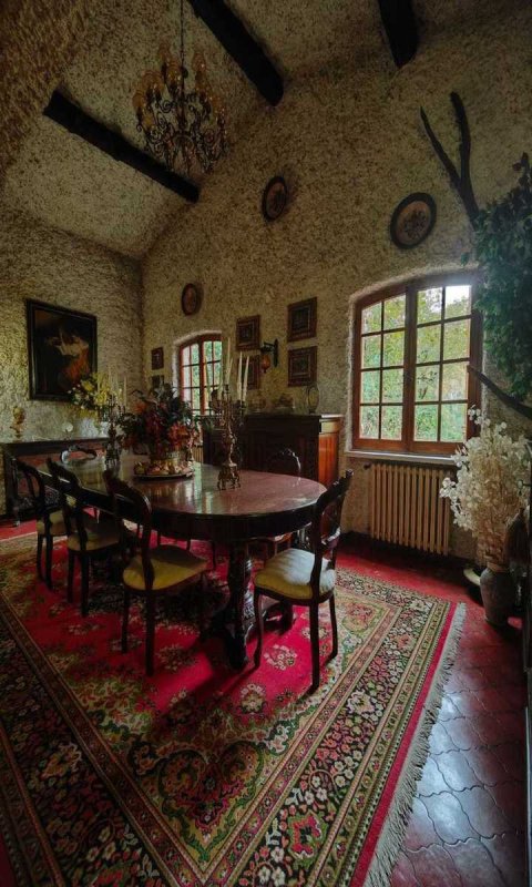 Villa a Licciana Nardi