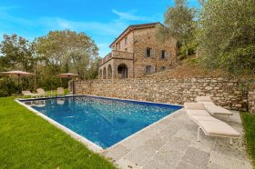 Casolare a Bagnone
