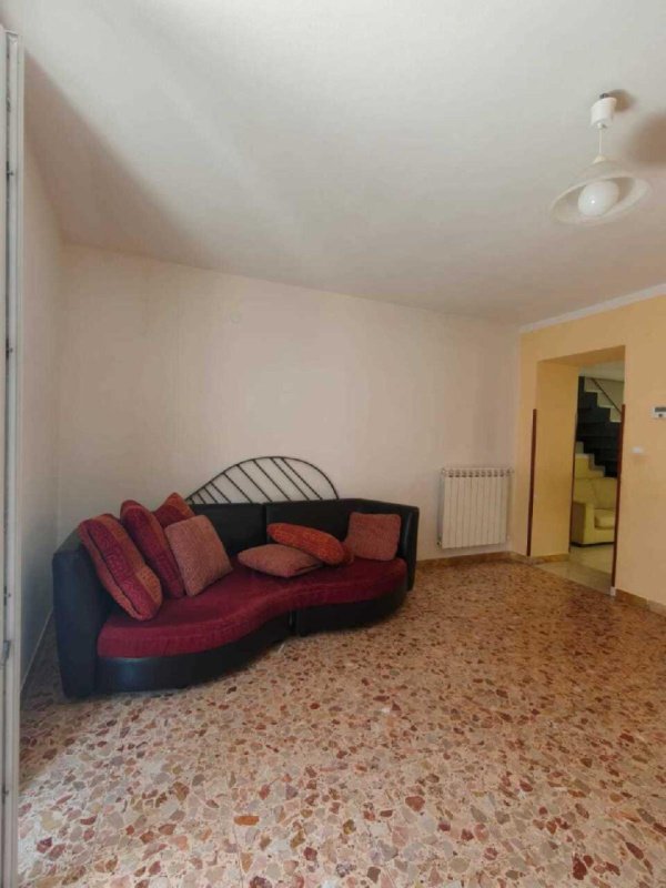 3 Bedrooms Top-to-bottom house for sale in Licciana Nardi [794542] | Gate-away®