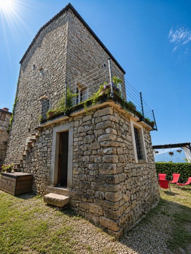 Historiskt hus i Villafranca in Lunigiana
