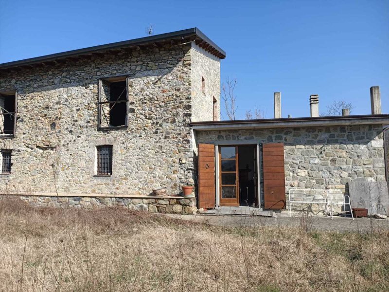 Casolare a Aulla