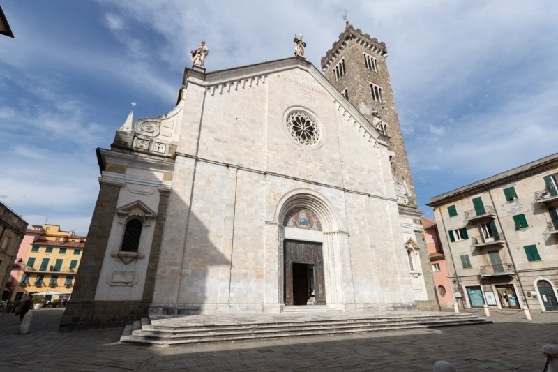 Immobile commerciale a Sarzana