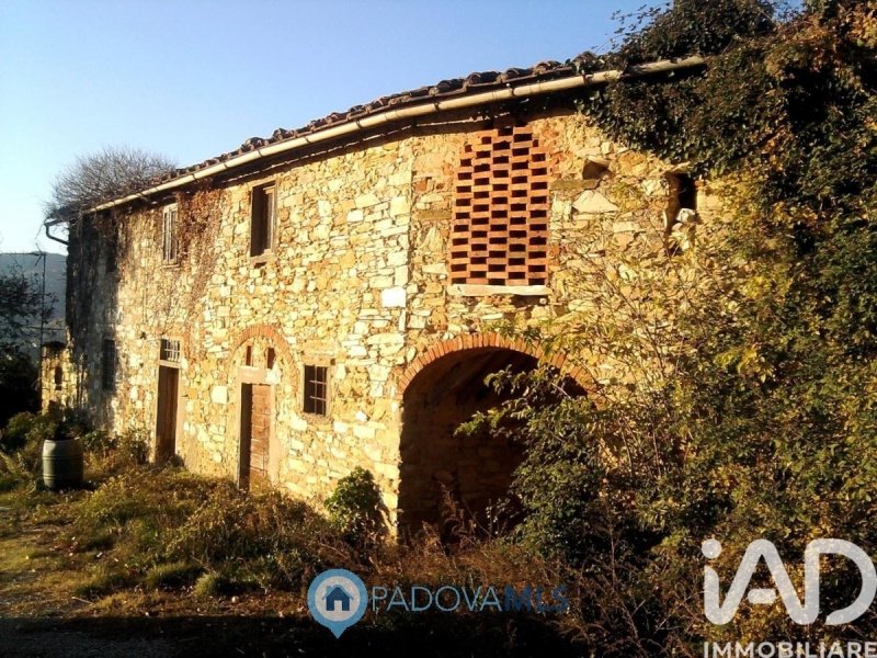 Villa in Serravalle Pistoiese