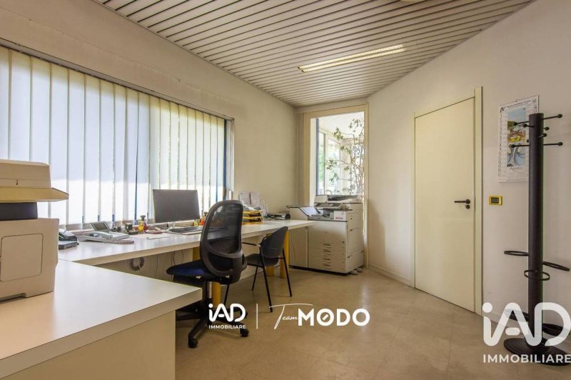 Commercial property in Altavilla Vicentina