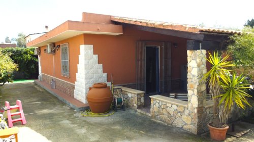 Villa a Avola
