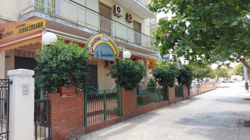 Commercial property in Avola
