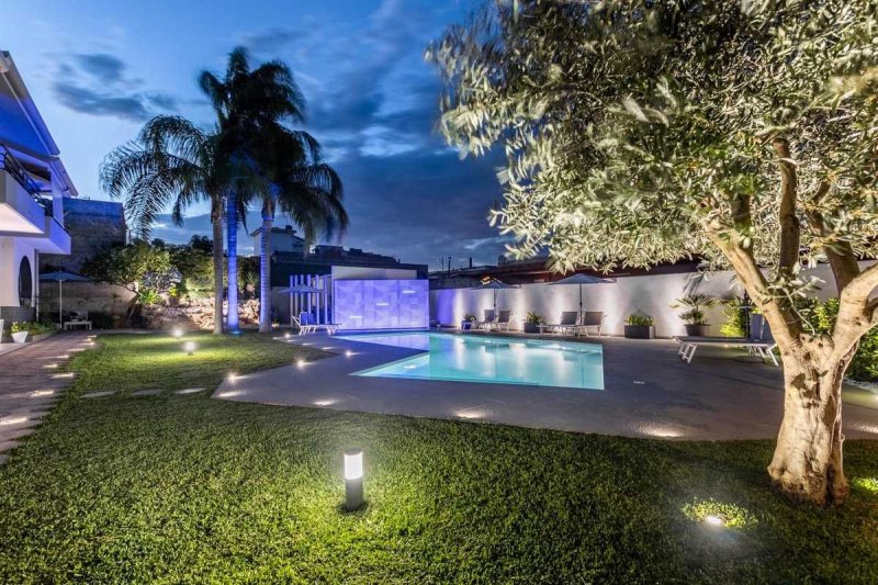 Вилла в Авола