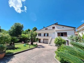 Villa i Sant'Agata de' Goti