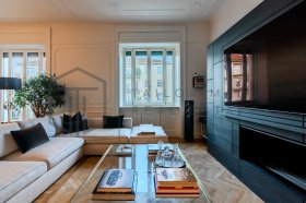 Historic apartment in Milan