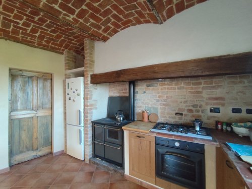 Country house in Aramengo