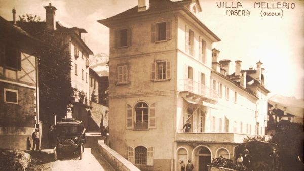 Historisches Haus in Masera