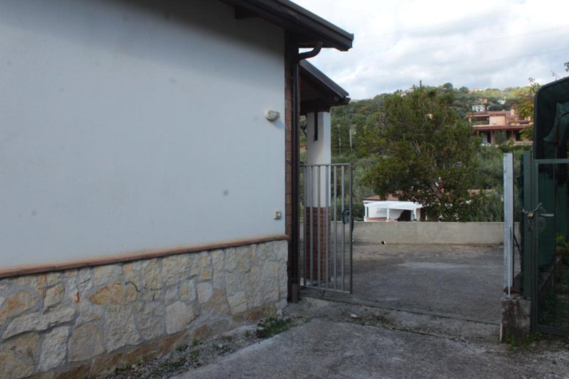 Casa semi indipendente a Sapri