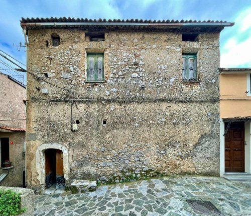 Palais à San Giovanni a Piro