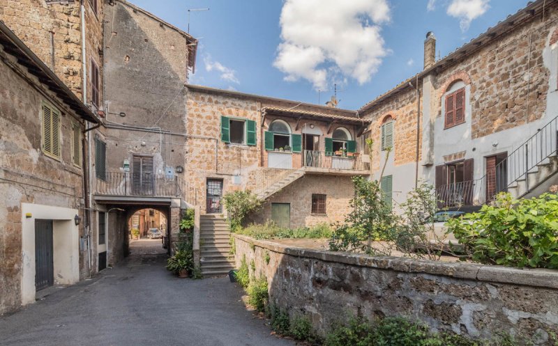 Fristående lägenhet i Sutri