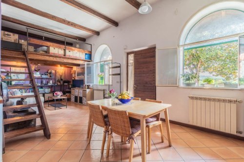 Fristående lägenhet i Sutri