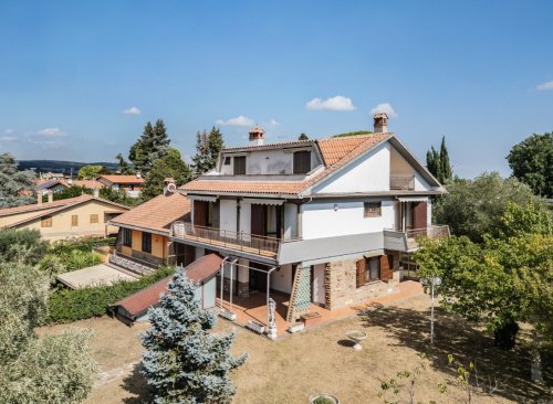 Parhus i Sutri