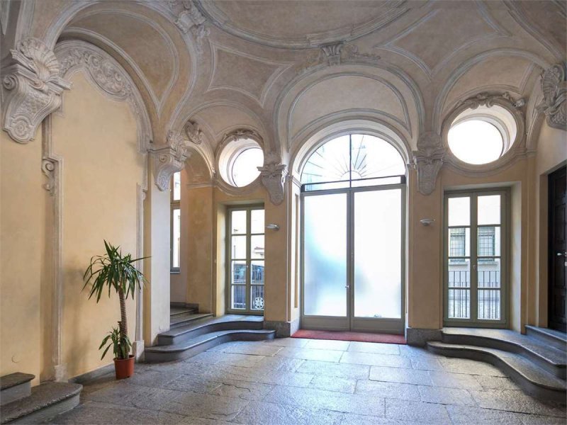 Inmueble comercial en Turín