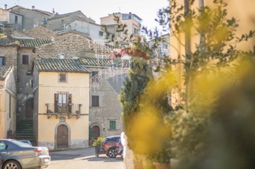 Casa indipendente a Soriano nel Cimino