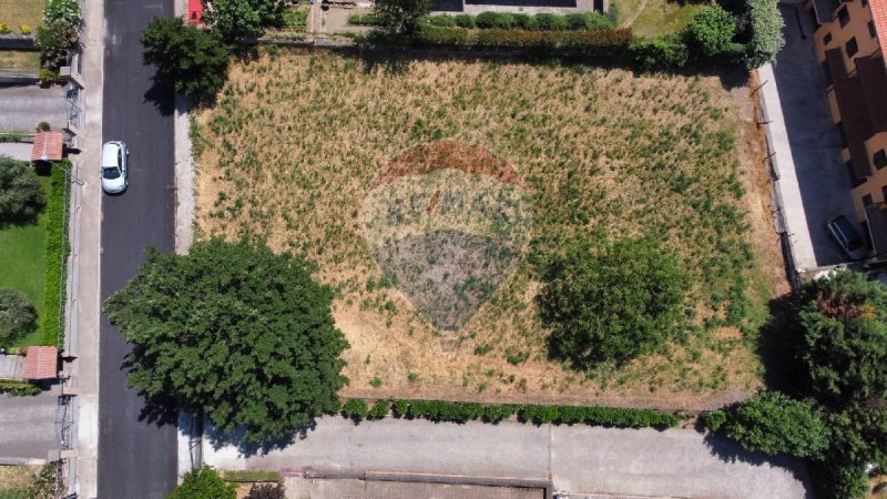 圣洛伦佐诺沃建筑用地