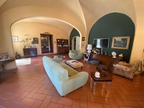 Villa in Pisa