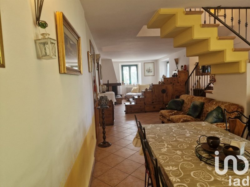 Сельский дом в Асколи-Пичено